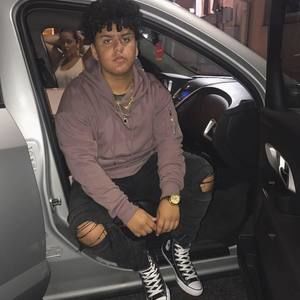 Meet your Posher, Eli